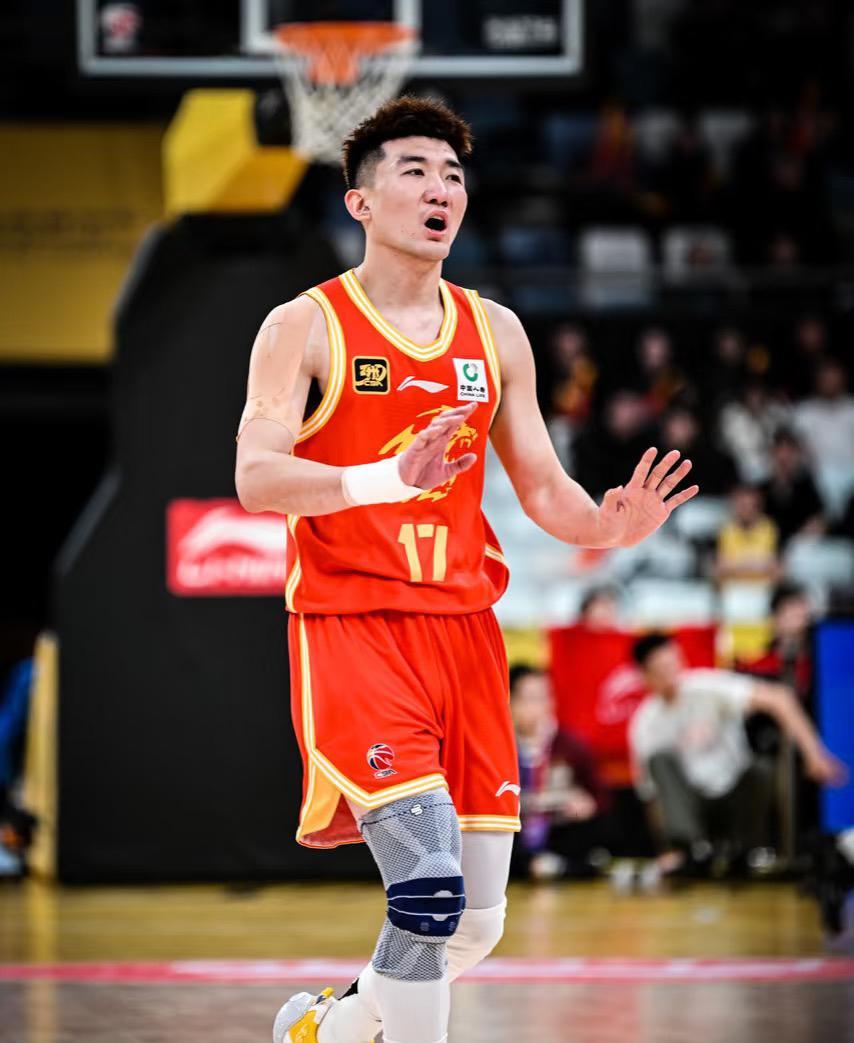 广厦男篮迎中超关键赛；集结日豪取连胜；管理层满意；资深球员宣示担当的简单介绍九游体育APP